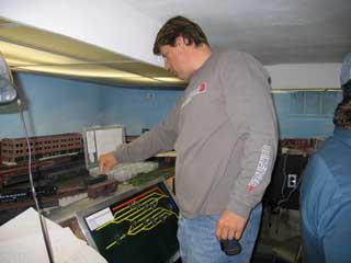 Mike Curry setting up a Friday night operating session.